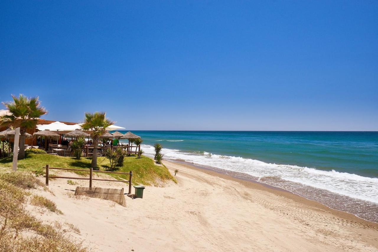 Oleholidays 225 Romana Playa Junto Al Mar Marbella Eksteriør billede